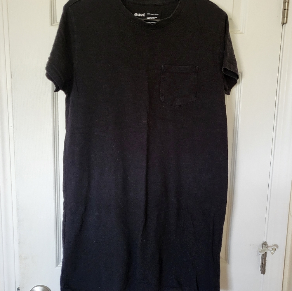 Pact Tshirt dress size M